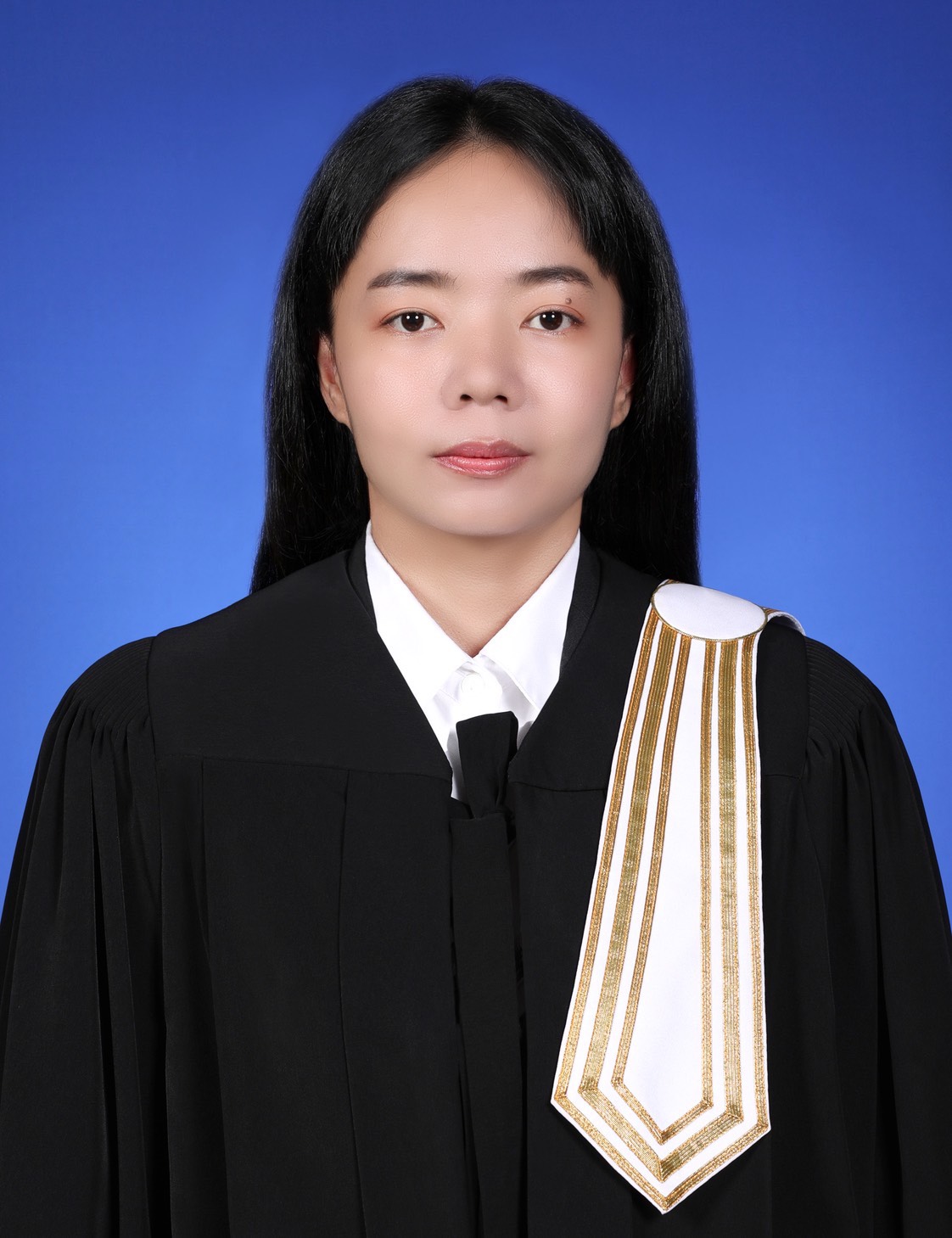 นางสาวจีรนันท์ สีทอง